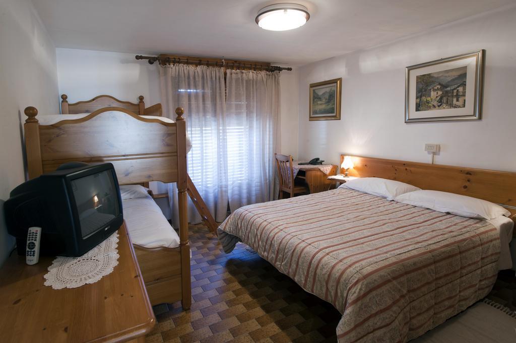 Albergo Castello Da Bonino Champorcher Chambre photo