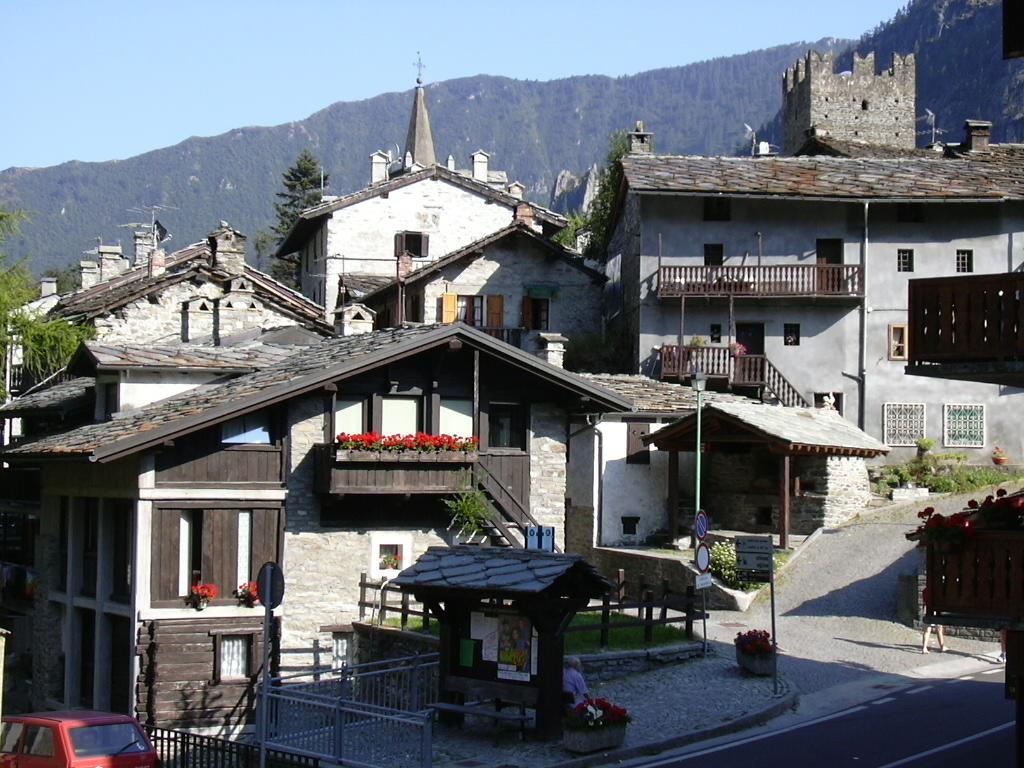 Albergo Castello Da Bonino Champorcher Extérieur photo